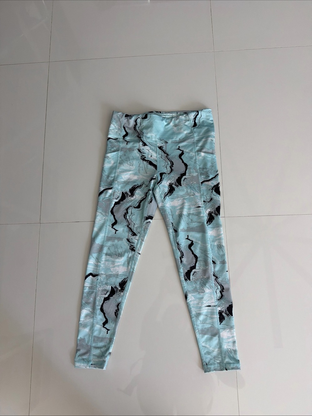 Pro Player Light Blue Marble Leggings with Black Accents